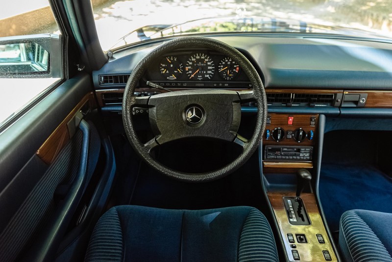 1986 Mercedes Benz 300SEL 17.000KMS